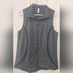 Under‎ Armour Gray Sleeveless Jacket